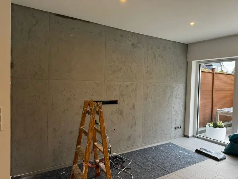 Projektfoto wandgestaltung betonoptik