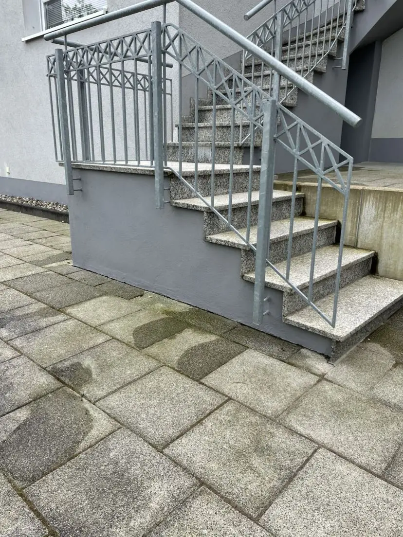 Treppe und Balkon nach der Ausführung
