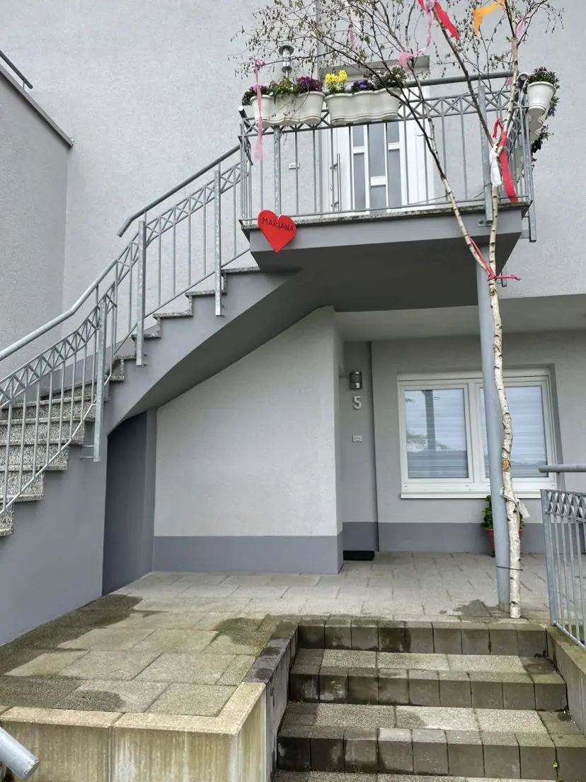 Projektfoto treppen balkon nachher